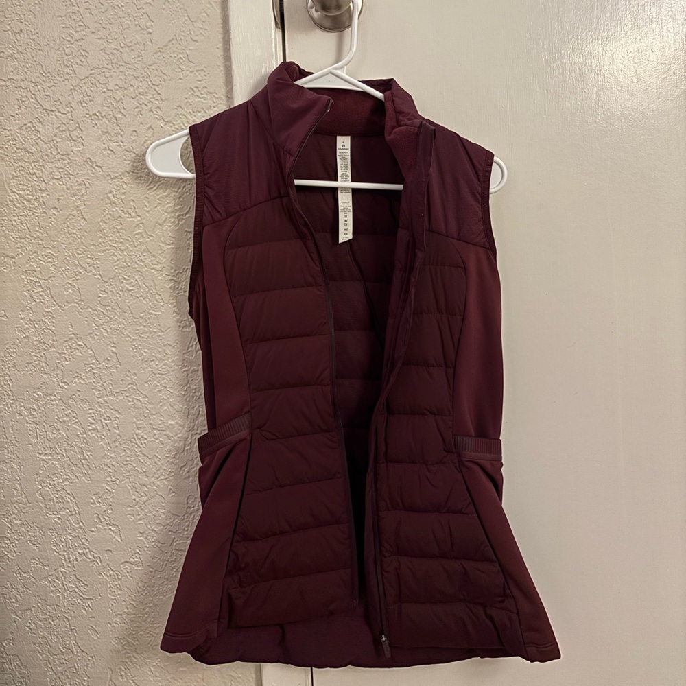 Lululemon Run for Cold Vest
